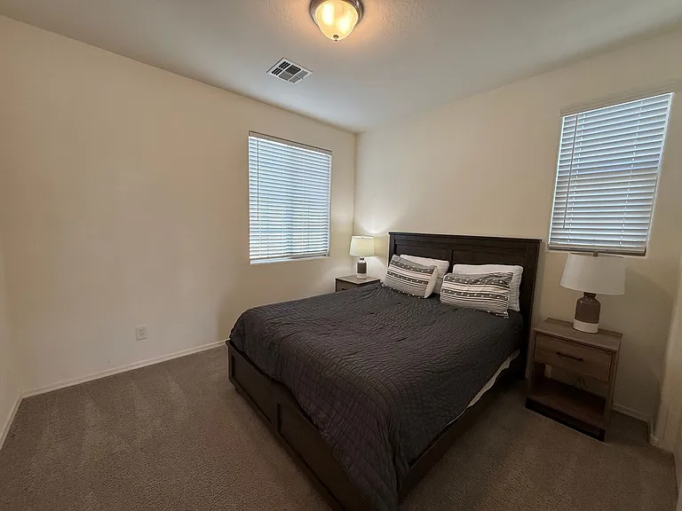 2658 S Harmony Ave — Photo 24