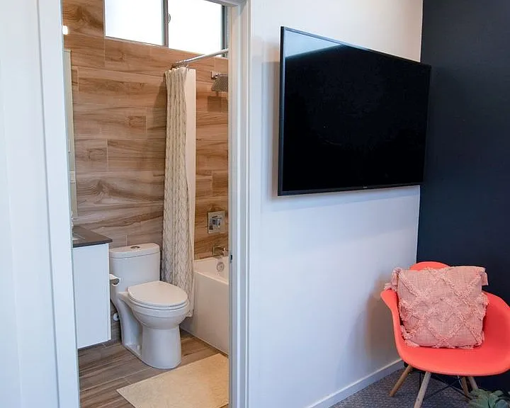 5253 Fauntleroy Way SW — Photo 25
