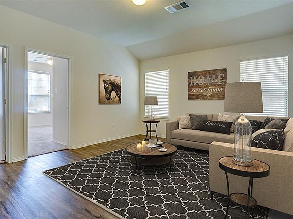 4th image of 1620 Settlement Way