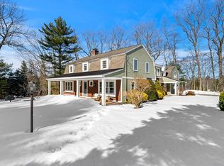 2 Deerberry Ln, Andover, MA 01810