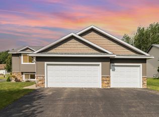 655 Glenmeadow St, River Falls, WI 54022