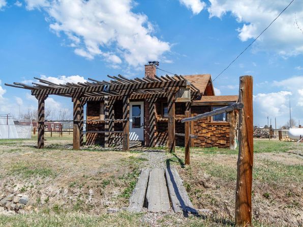 427 McDermott St, Rock River, WY 82083