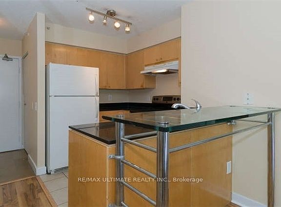 3rd image of 361 Front St W #326