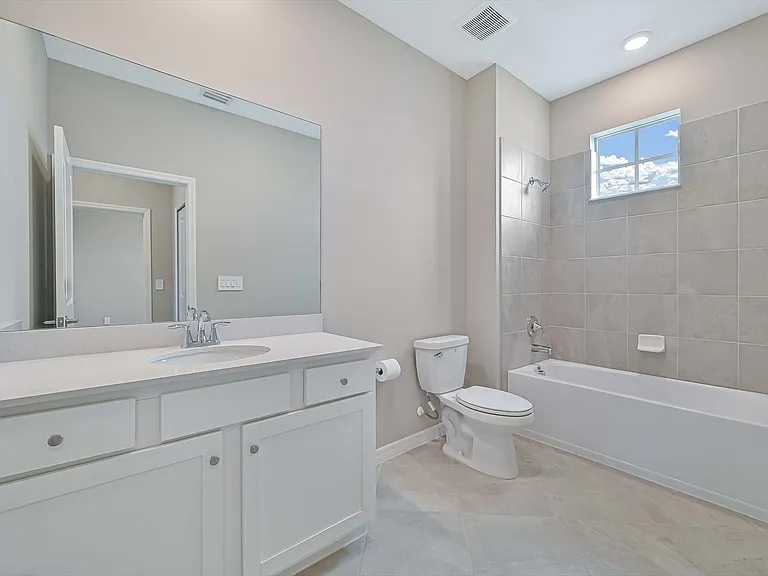 20550 Hazelnut Ct S #1823 — Photo 28