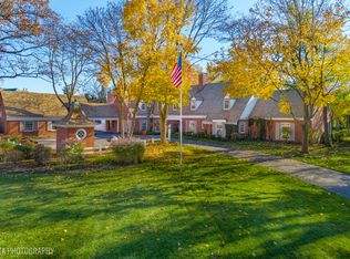 45 Woodley Rd, Winnetka, IL 60093