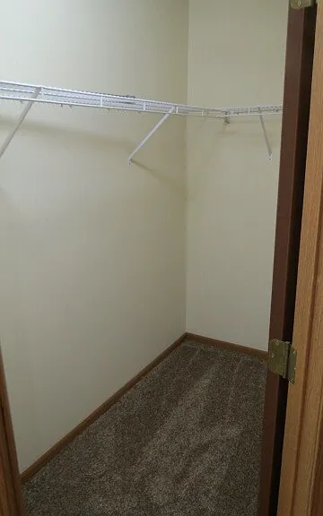 1106 Rendezvous Ln — Photo 11