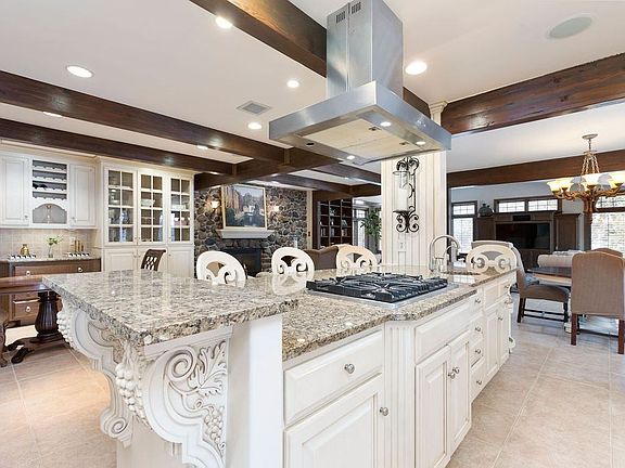 5th image of 100 Limekiln Dr
