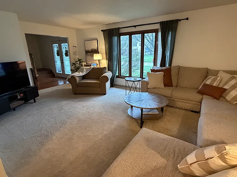 758 Cricket Ln — Photo 4