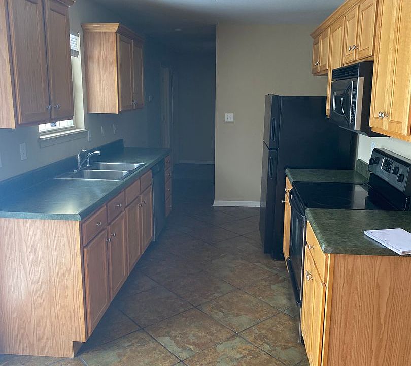 1st image of 203 Antelope Dr
