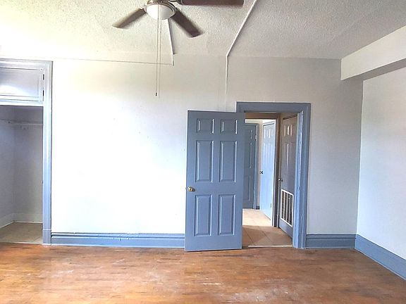 5th image of 3508 Iowa Ave Floor 1
