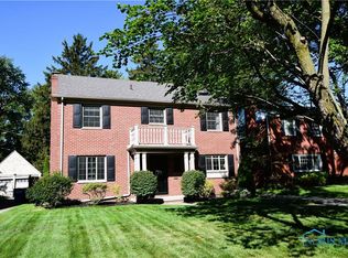 2433 Densmore Dr, Toledo, OH 43606