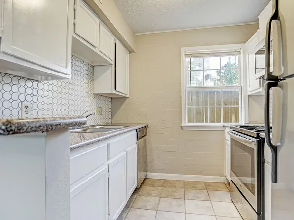 802 Stanford, 802 Stanford St #1, Houston, TX 77019