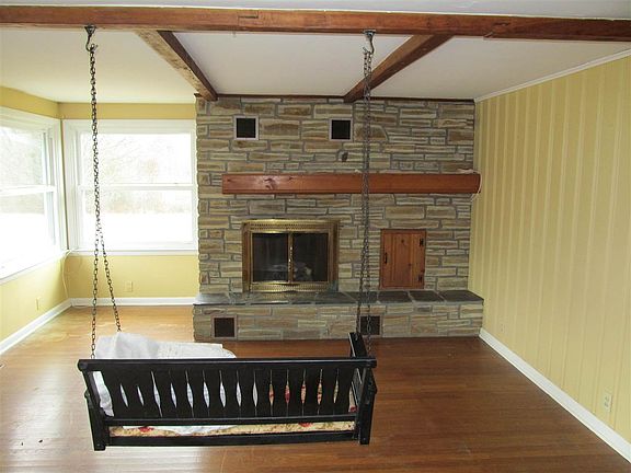 4th image of 5574 State Road 46 W