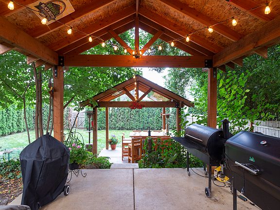 Grilling area 
