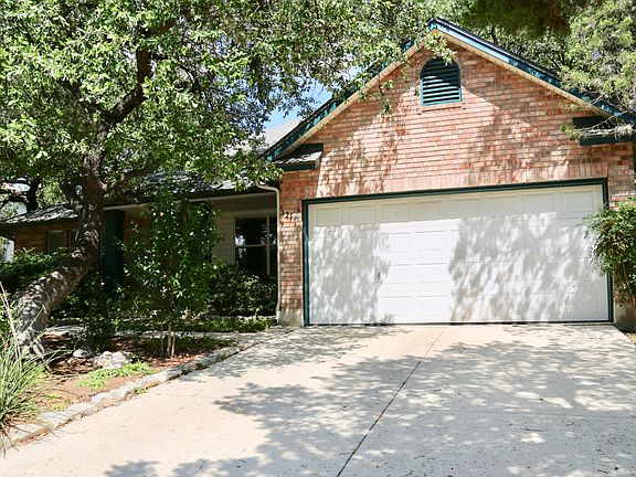 3rd image of 2254 Indian Meadows Dr