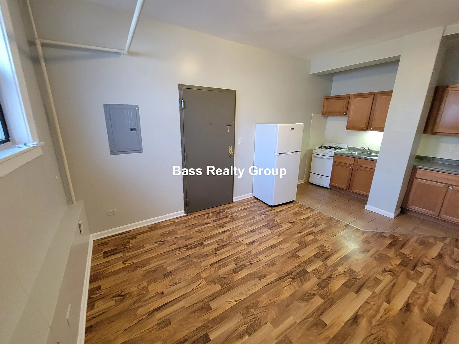 1 bed, 1.0 bath, $1,250 — Photo 3