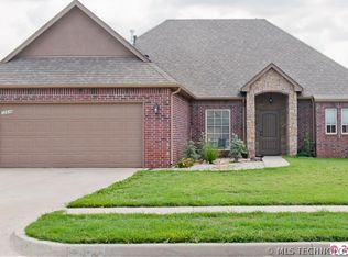12436 E 128th Pl, Collinsville, OK 74021