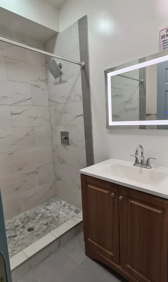 2 bed, $2,200 — Photo 4