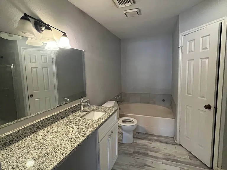6118 Broken Feather Ln — Photo 8