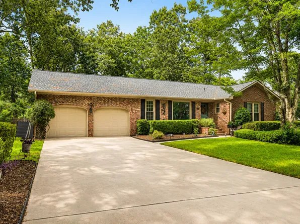 216 Chessington Cir, Summerville, SC 29485