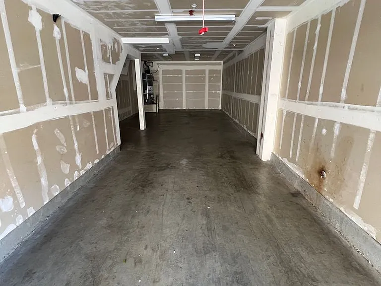 1141 Rock Ave — Photo 34