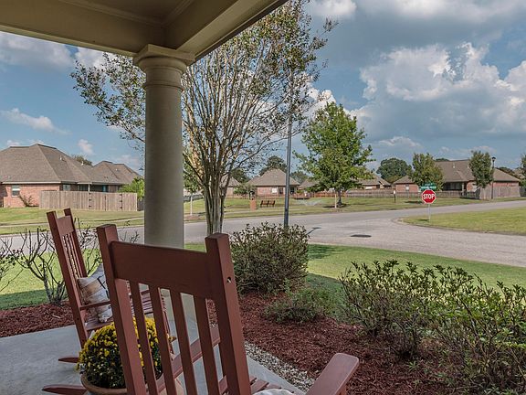 5th image of 100 Copper Hill Dr
