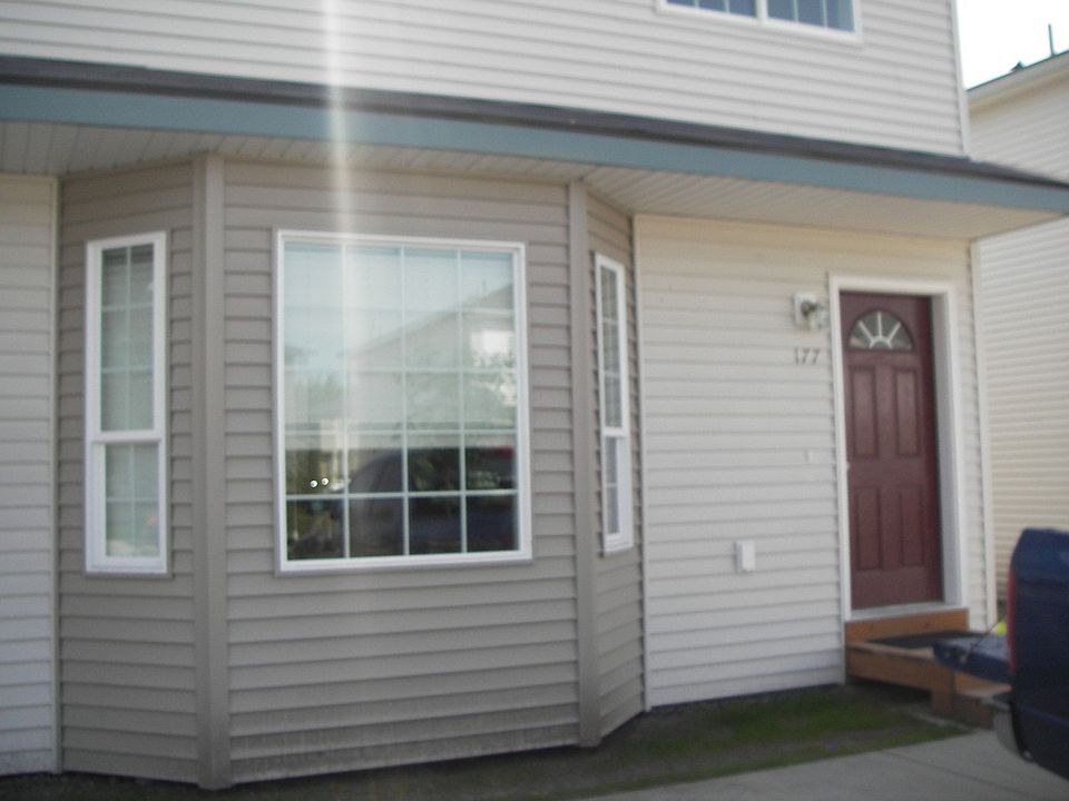 End Unit (Front View)