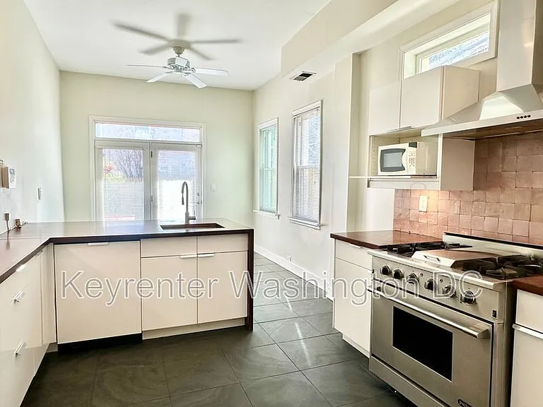 618 Q St NW #NW — Photo 11