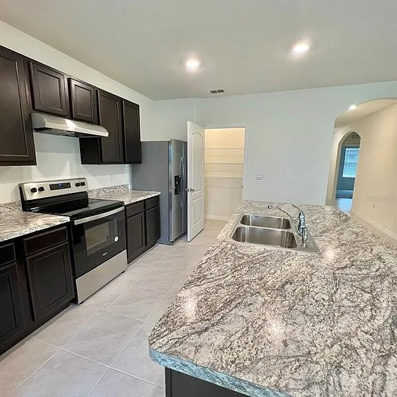 308 Sofia Ln — Photo 9
