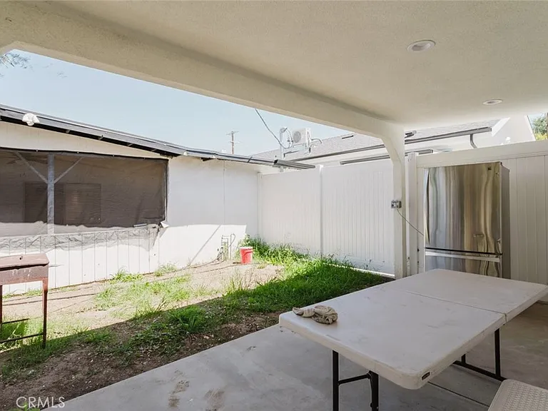 16404 Donmetz St — Photo 30