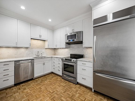 4th image of 3711 San Felipe St Unit 10C