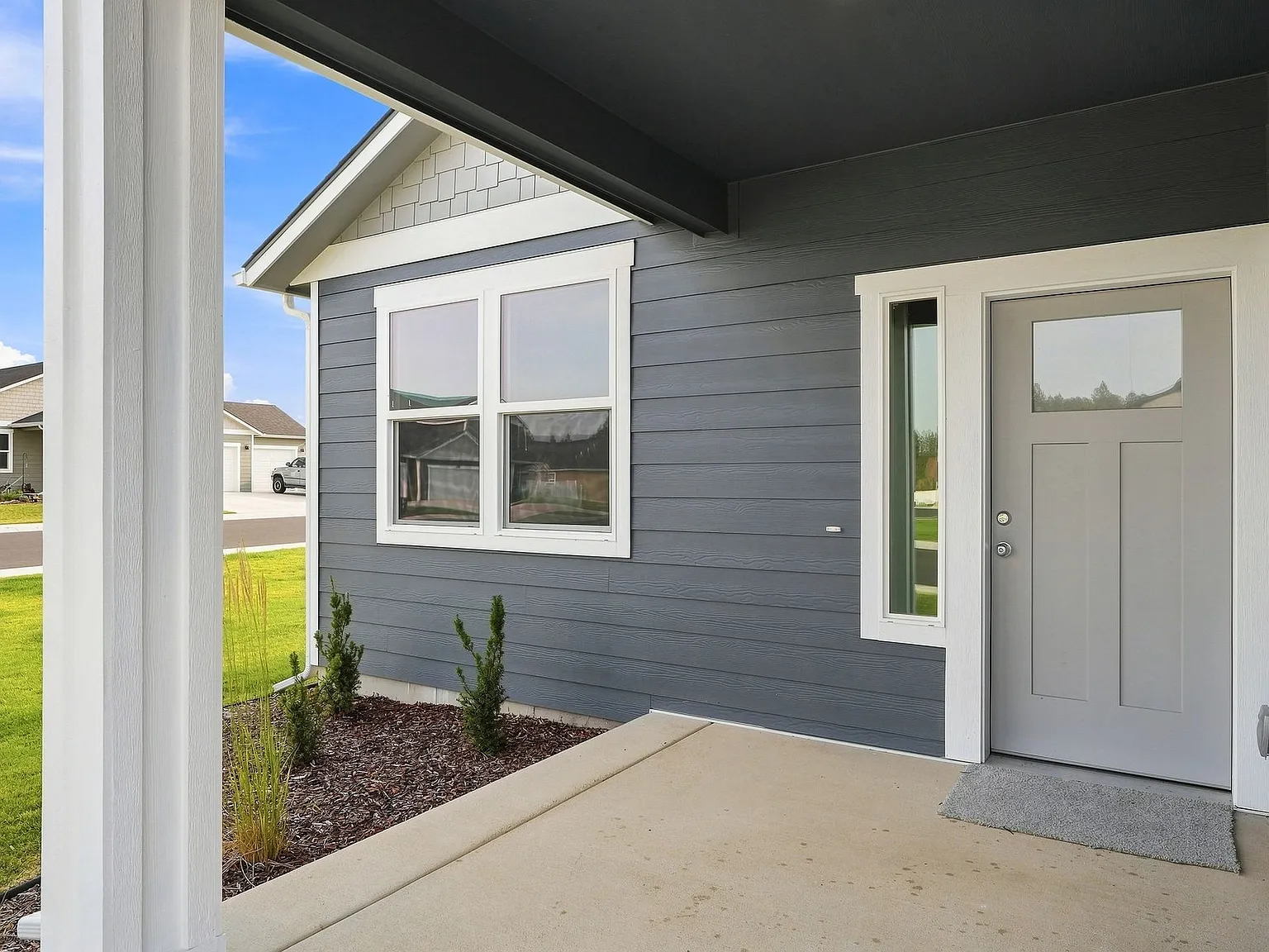 4 bed, 1746 sqft, $2,600 — Photo 3