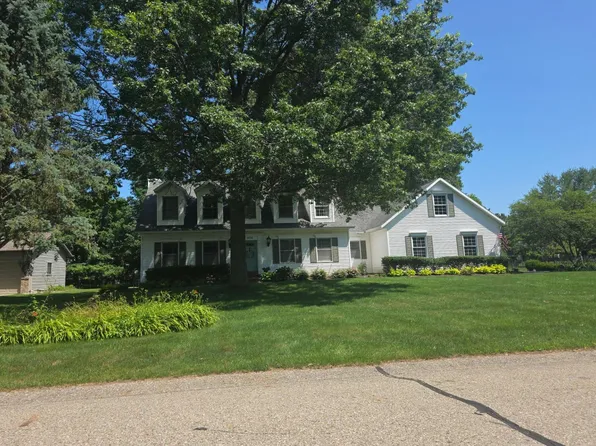 1859 Blue Isle Ct, Holland, MI 49424