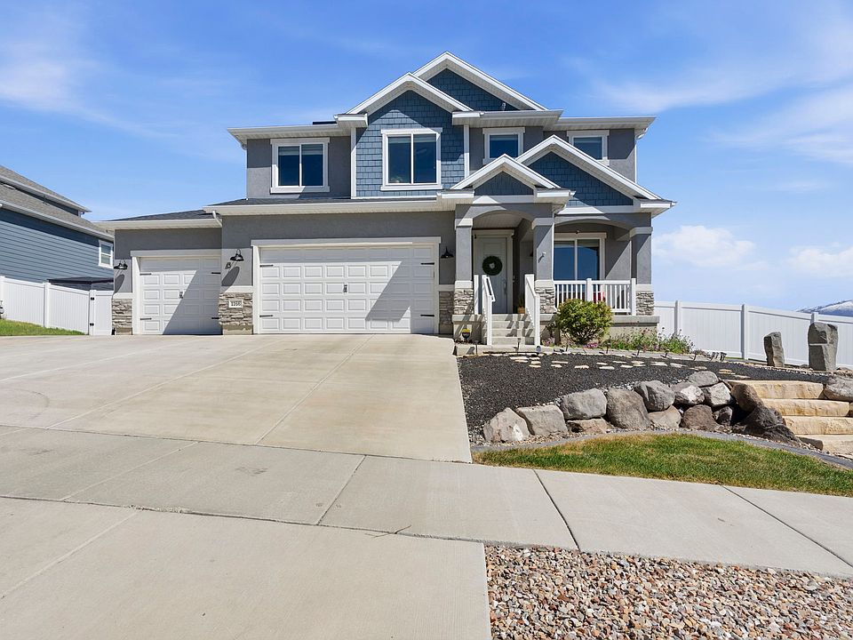 1st image of 1166 W Highpass Dr