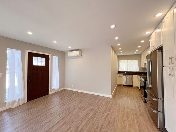 5th image of 5496 Kalanianaole Hwy #A
