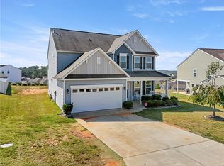 707 Granite Dr, Easley, SC 29642