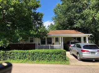 1324 Charles St, Logan, OH 43138