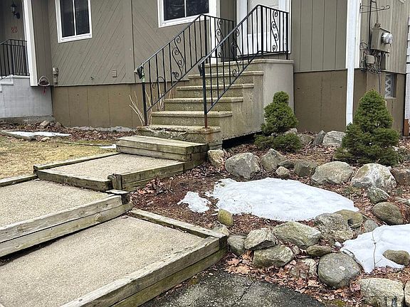 2nd image of 23R Pingree Hill Road