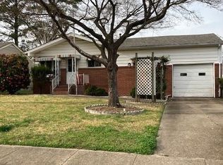 434 Woodview Ave, Norfolk, VA 23505