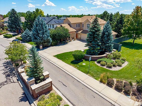3rd image of 1001 Wyndemere Cir
