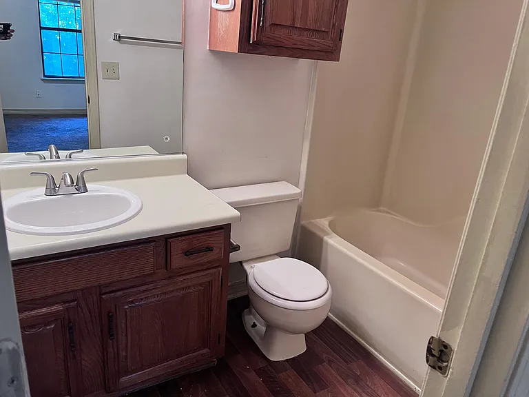 3043 Autumn Pl S #D — Photo 12