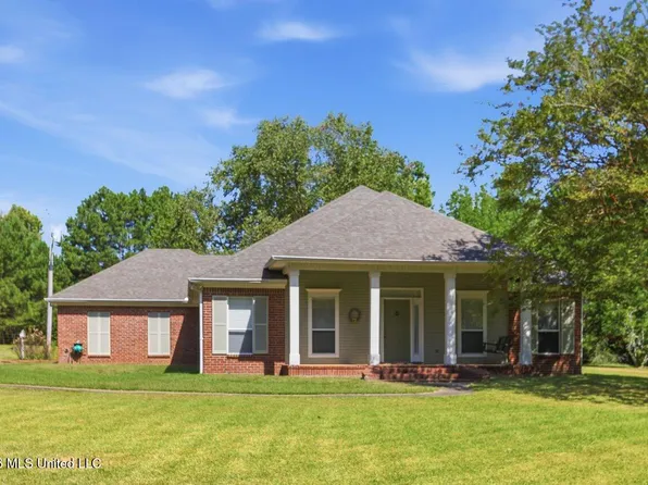 2265 Jack Johnson Rd, Terry, MS 39170