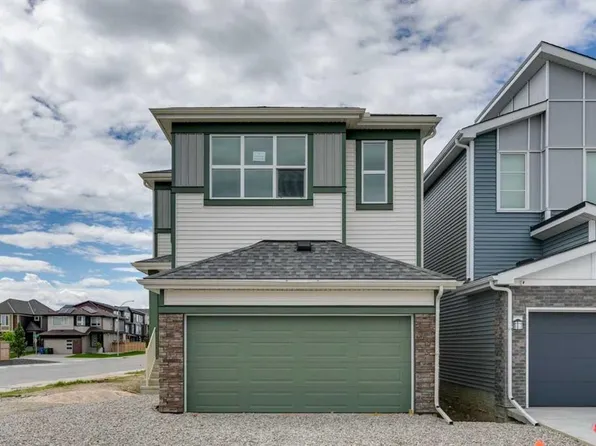 199 E Walgrove Mnr SE, Calgary, AB T2X 4C8