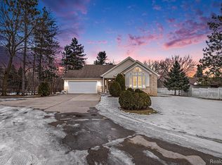 6300 River Rd, Flushing, MI 48433