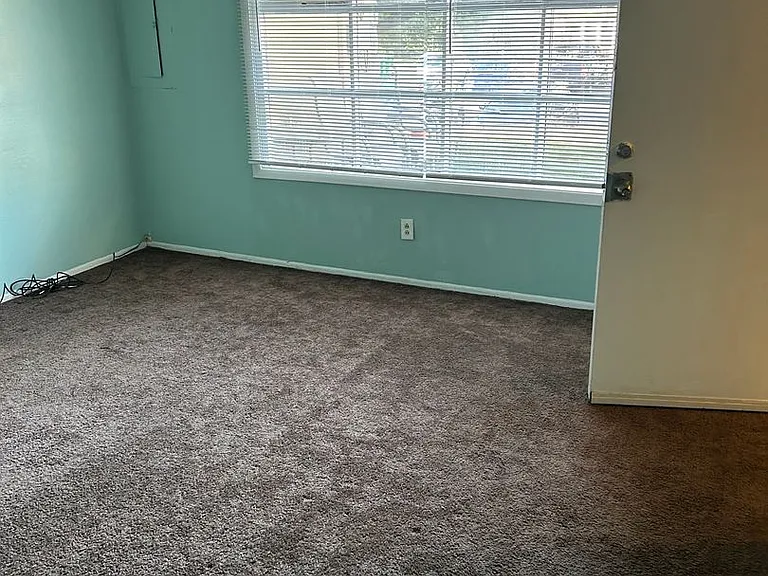 2203 Pileggi Rd — Photo 2
