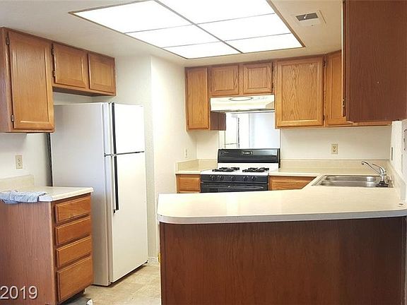 5th image of 587 Sellers Pl #0
