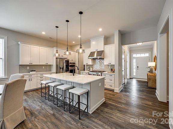 4th image of 14519 Crosswater Ln