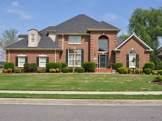 1st image of 3121 Haddonstone Dr SE