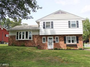 347 Fleagle Rd, Glen Burnie, MD 21061