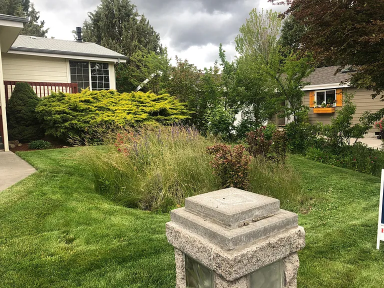 2515 NE Lavender Way — Photo 4